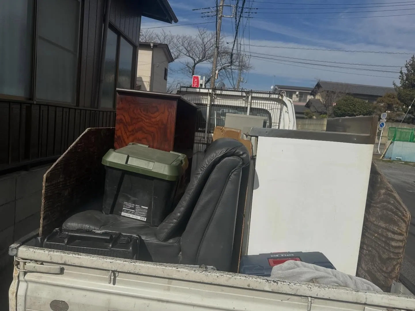 越谷市にてオフィス用品の不用品回収を行いました!